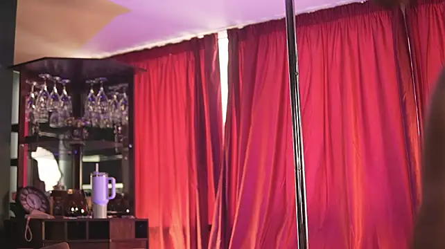 LuxenNoirのライブXXXチャット