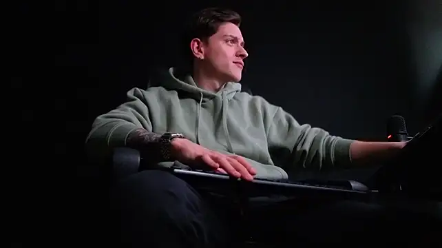 XXX chat uživo modela FelixStarkk