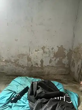 AngelaZamera élő XXX-chatje
