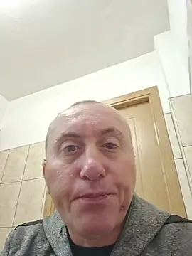 TirelessLot3 Live XXX-Chat