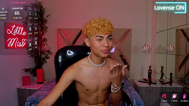 Anyelo_Twink XXX чат на живо