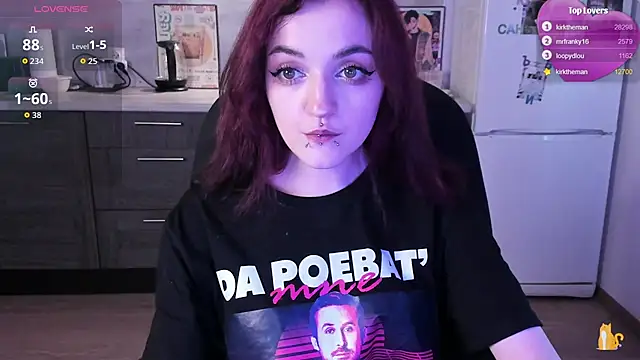 XXX chat uživo modela lina__tyaaan