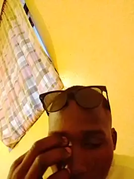 צ'אט XXX בשידור חי של sexyman_BBC
