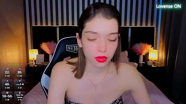 XXX chat uživo modela Cherry_Wipe