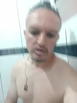 XXX chat uživo modela Suamulherfeliz