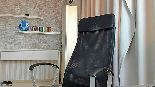 XXX chat uživo modela JonahShaw