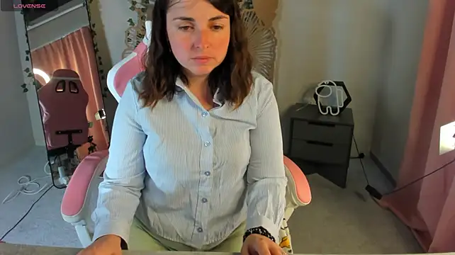 MartaEdams' Live XXX Chat