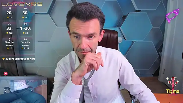 SteveTiger: απευθείας συνομιλία ΧΧΧ