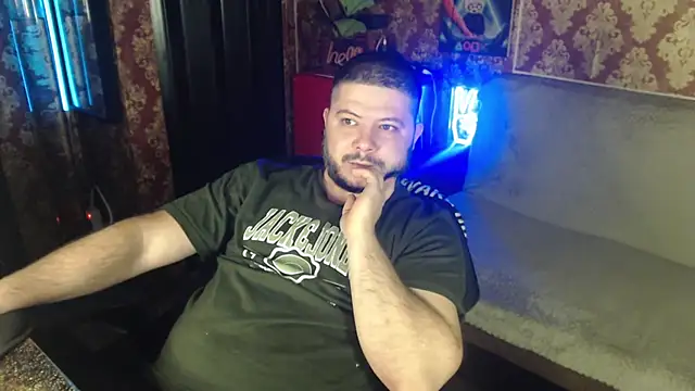 thor_master élő XXX-chatje