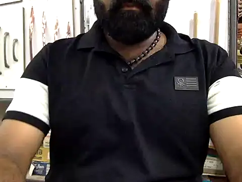 hairy_indian_dad webkamerás műsora