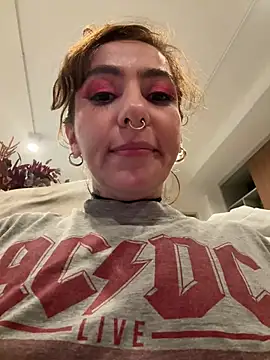 Evangelyne_1's Live XXX Chat