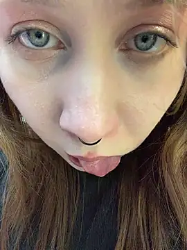 Chat XXX ao vivo de SlavicCandy