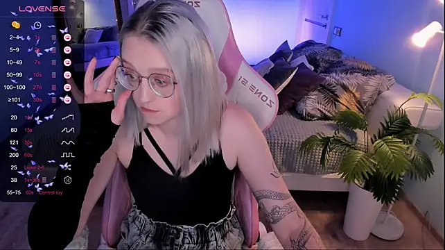 justinahelen_: απευθείας συνομιλία ΧΧΧ
