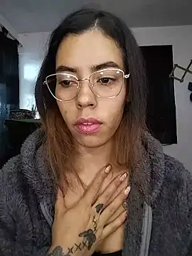 Pamelamiler__ Chat XXX in diretta