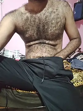 hairy_boyi Adlı Modelin Canlı XXX Sohbeti