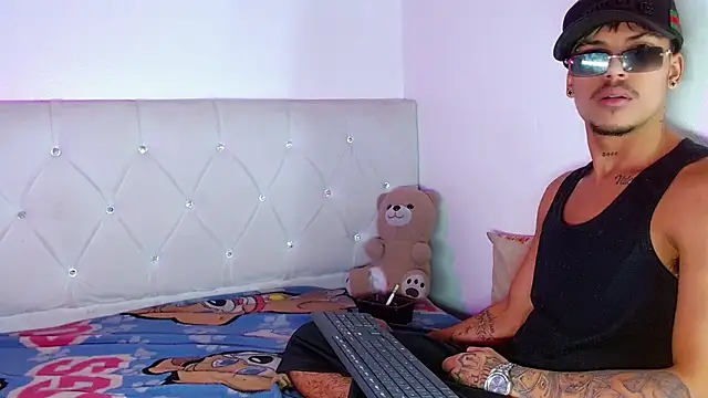 Angel_foxc13 现场XXX聊天