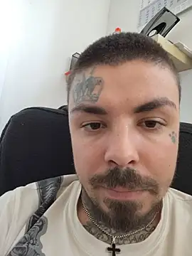 Chat XXX ao vivo de Berti3128