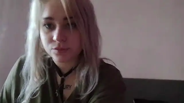 IsaWhitton élő XXX-chatje
