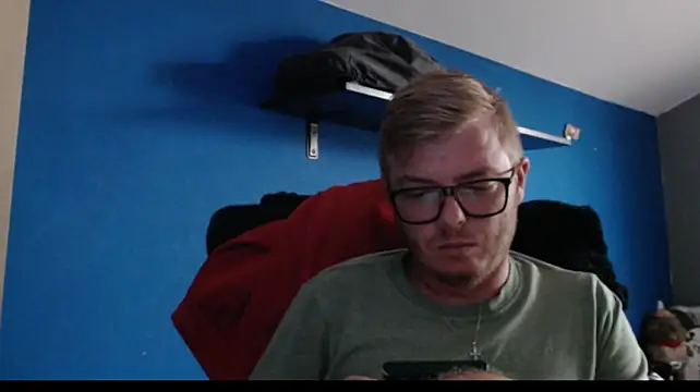 XXX chat uživo modela blondeboy92