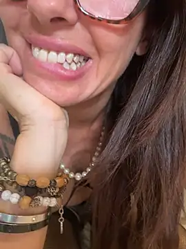 claraxloveuse's Live XXX Chat