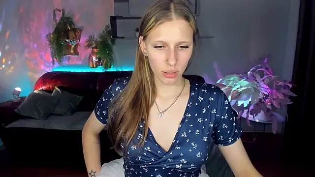 צ'אט XXX בשידור חי של MiaCream