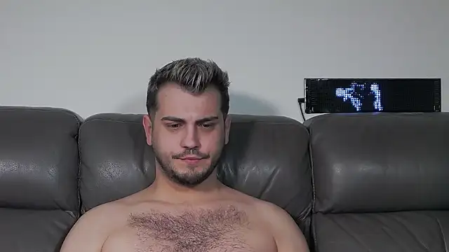 Chat XXX en directo de CrazyDom1