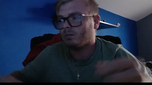Chat +18 de blondeboy92 ao vivo