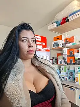 Luianna Live XXX Chat