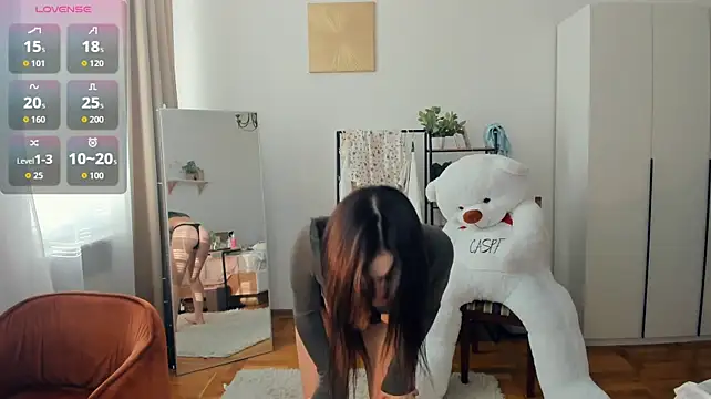 FaaBinaa Adlı Modelin Canlı XXX Sohbeti