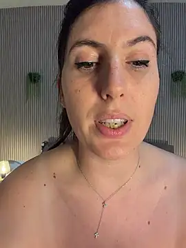 Chat XXX ao vivo de MysteryGirl__