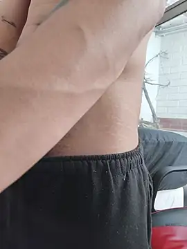 AlphaMasterXxx live XXX chat