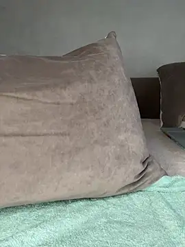 Chat XXX ao vivo de LaraVoosh