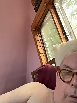 Chatroom XXX en direct de CharlieWeaver22