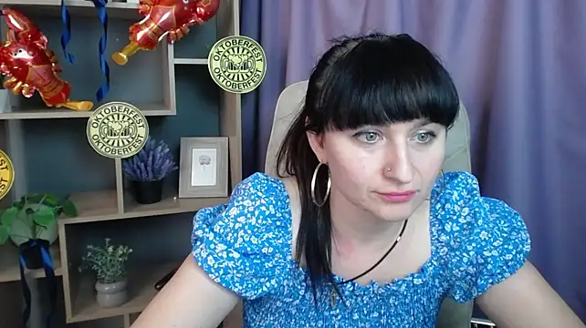 NinaFlawlees – Live XXX-chat