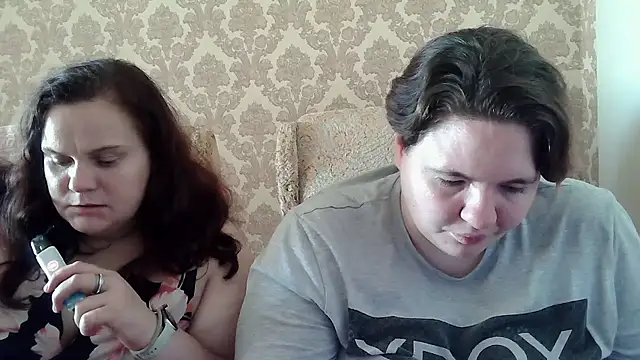 EmmaXKristall – Naživo XXX chat
