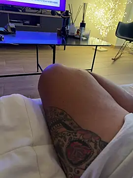 Mike69F Chat XXX live