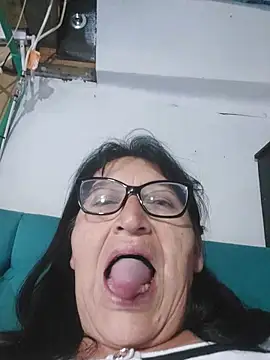צ'אט XXX בשידור חי של clarita_01