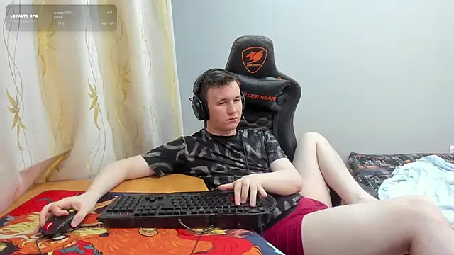 iliaskrislove লাইভ XXX চ্যাট