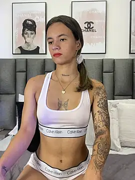 צ'אט XXX בשידור חי של JuliaColemann