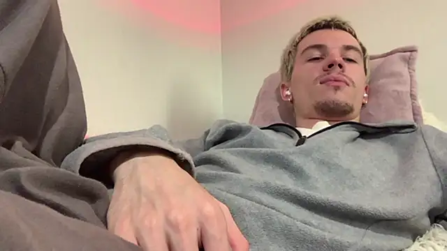 Jeremy1Scott's Live XXX Chat