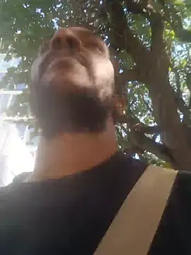 Mikaaa97 现场XXX聊天