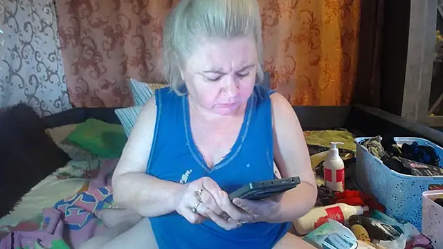 Živý XXX chat EllieLovee