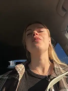HarrietDartn Live XXX chat