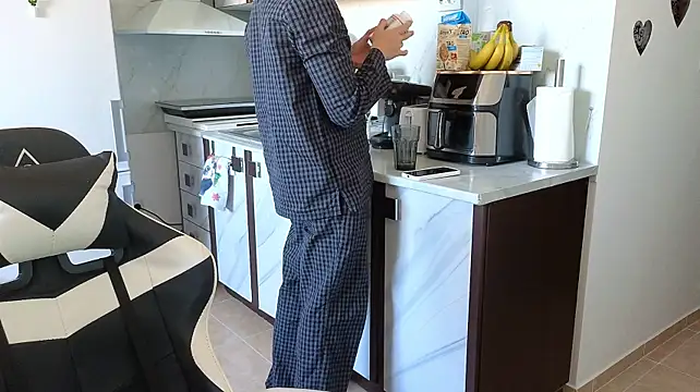 RyanStorm_ Adlı Modelin Canlı XXX Sohbeti