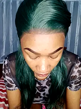 PuneeeLucee's Live XXX Chat