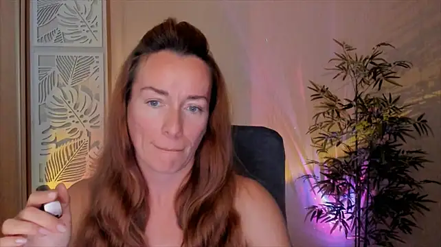 RebeccaMartinez's Live XXX Chat