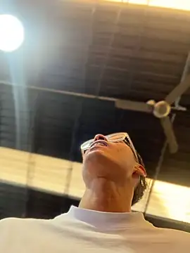 TavoHot_ 라이브 XXX 채팅
