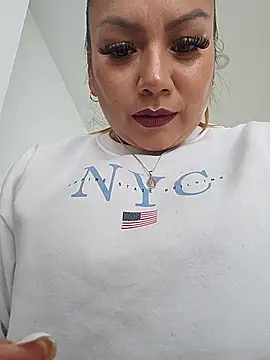 Chat +18 de -Zoe-1 ao vivo