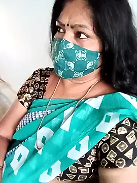 Chat XXX en directo de Tamil_Kanmani_