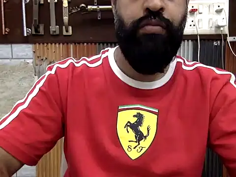 DirtyStepDaddy élő XXX-chatje